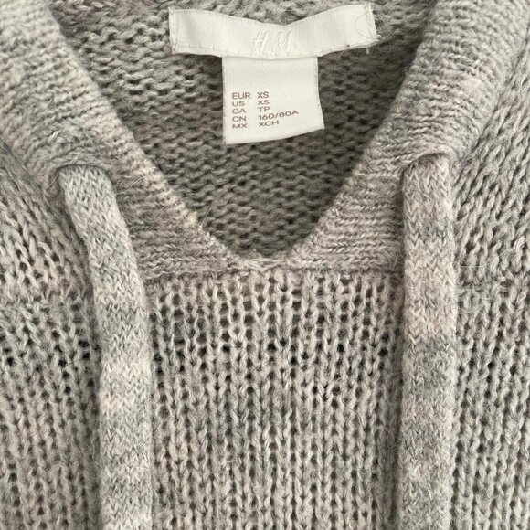H&M Knit Hooded Sweater in Grey, Size XS - Picture 3 of 4